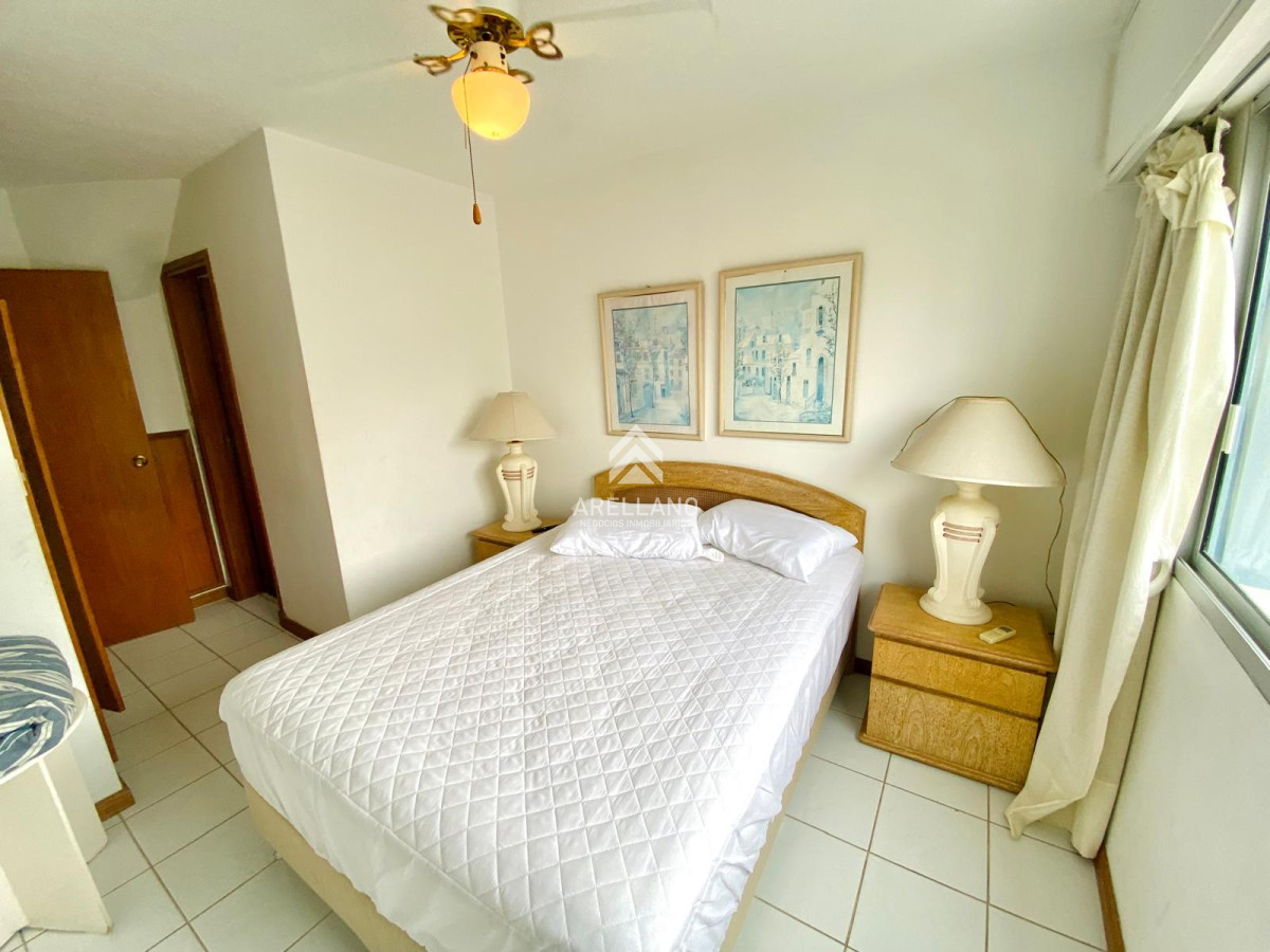 Apartamento ID.2555 - Venta apartamento 2 dormitorios Playa Brava 