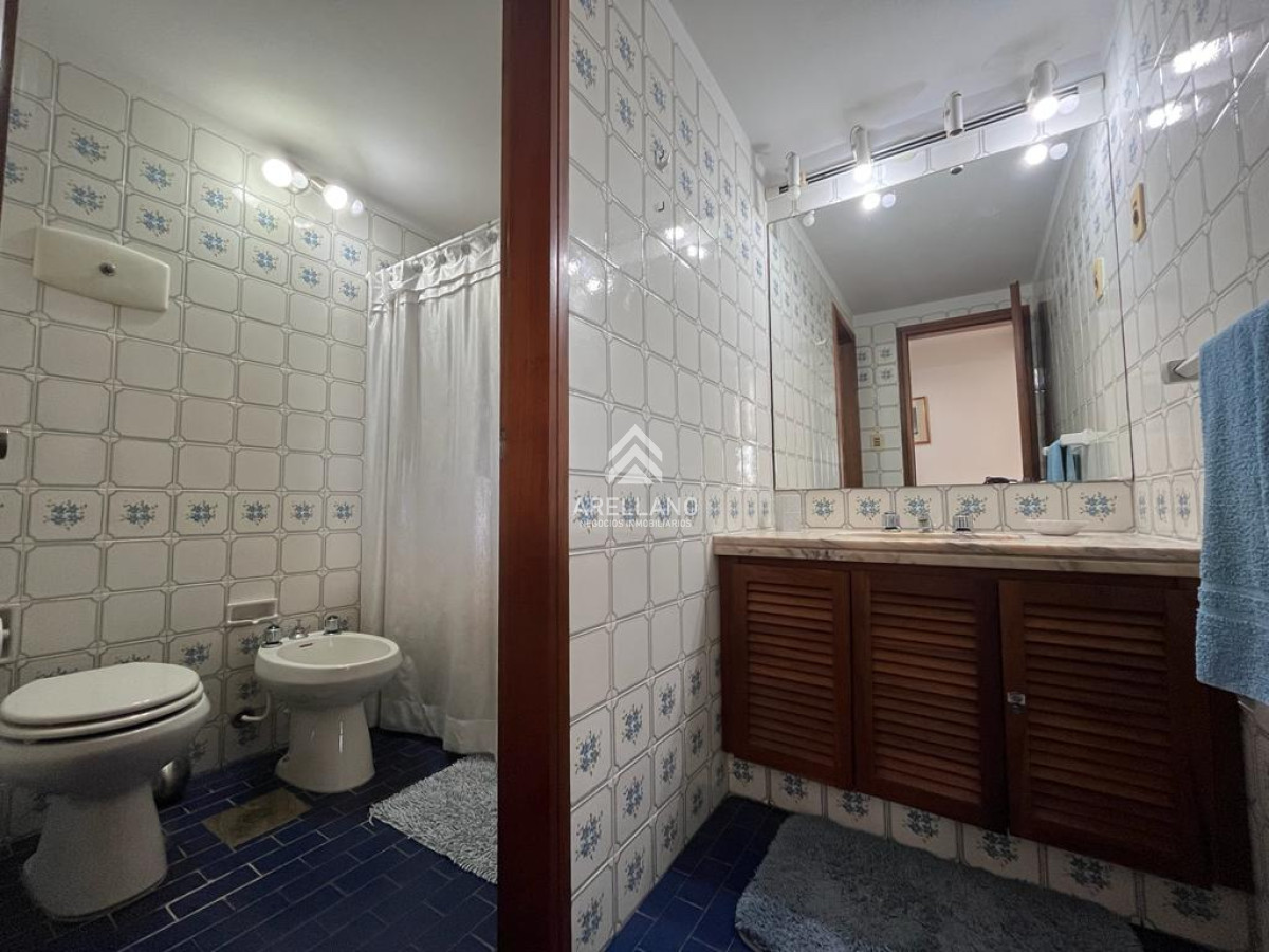 Apartamento ID.2433 - Venta apartamento 3 dormitorios y dependencia Roosevelt 