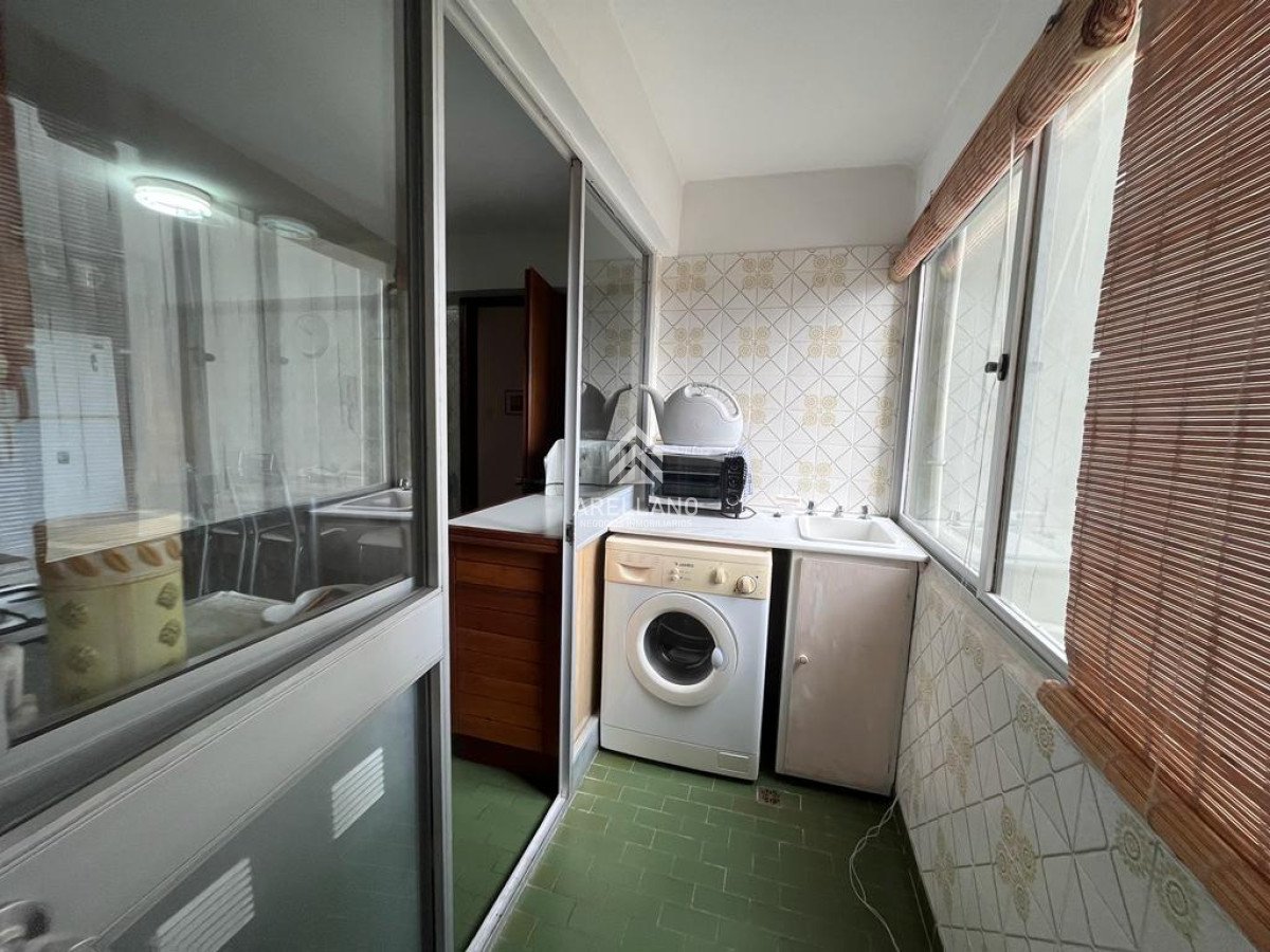 Apartamento ID.2433 - Venta apartamento 3 dormitorios y dependencia Roosevelt 