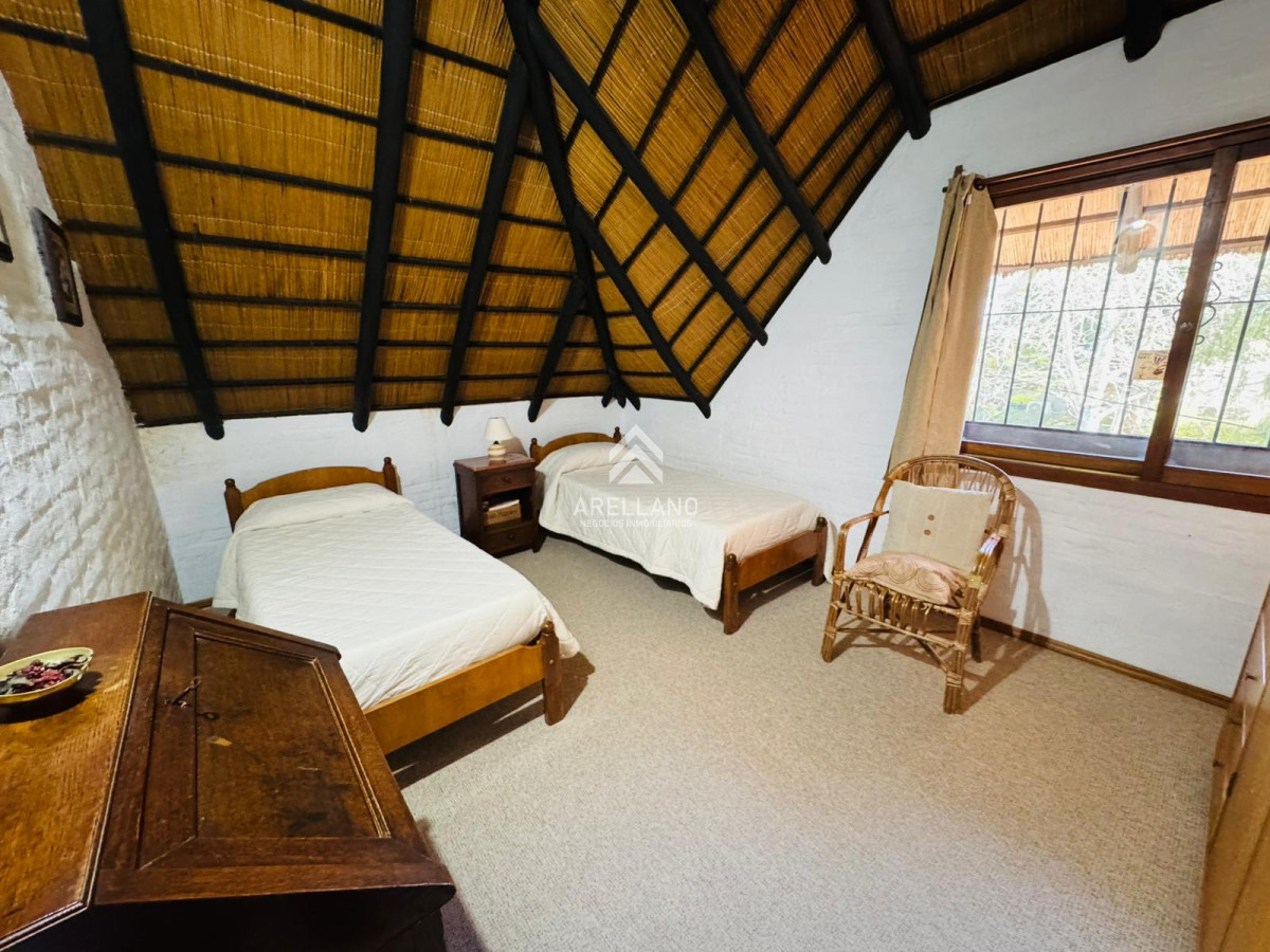 Casa ID.5168 - Venta casa 5 dormitorios punta del este
