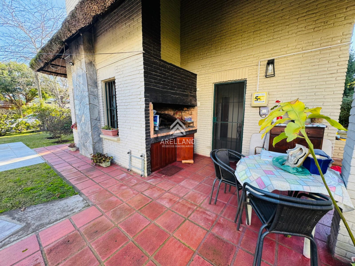 Casa ID.5168 - Venta casa 5 dormitorios punta del este