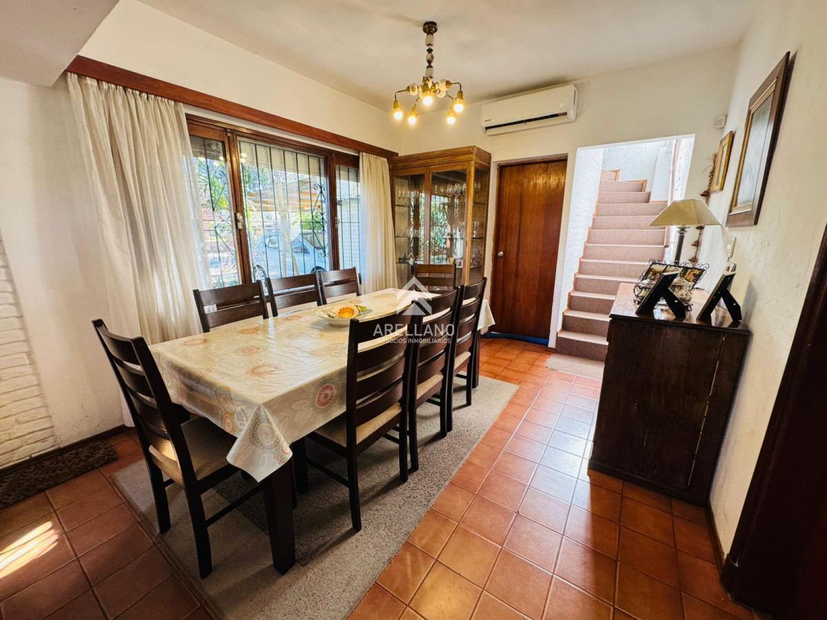 Casa ID.5168 - Venta casa 5 dormitorios punta del este