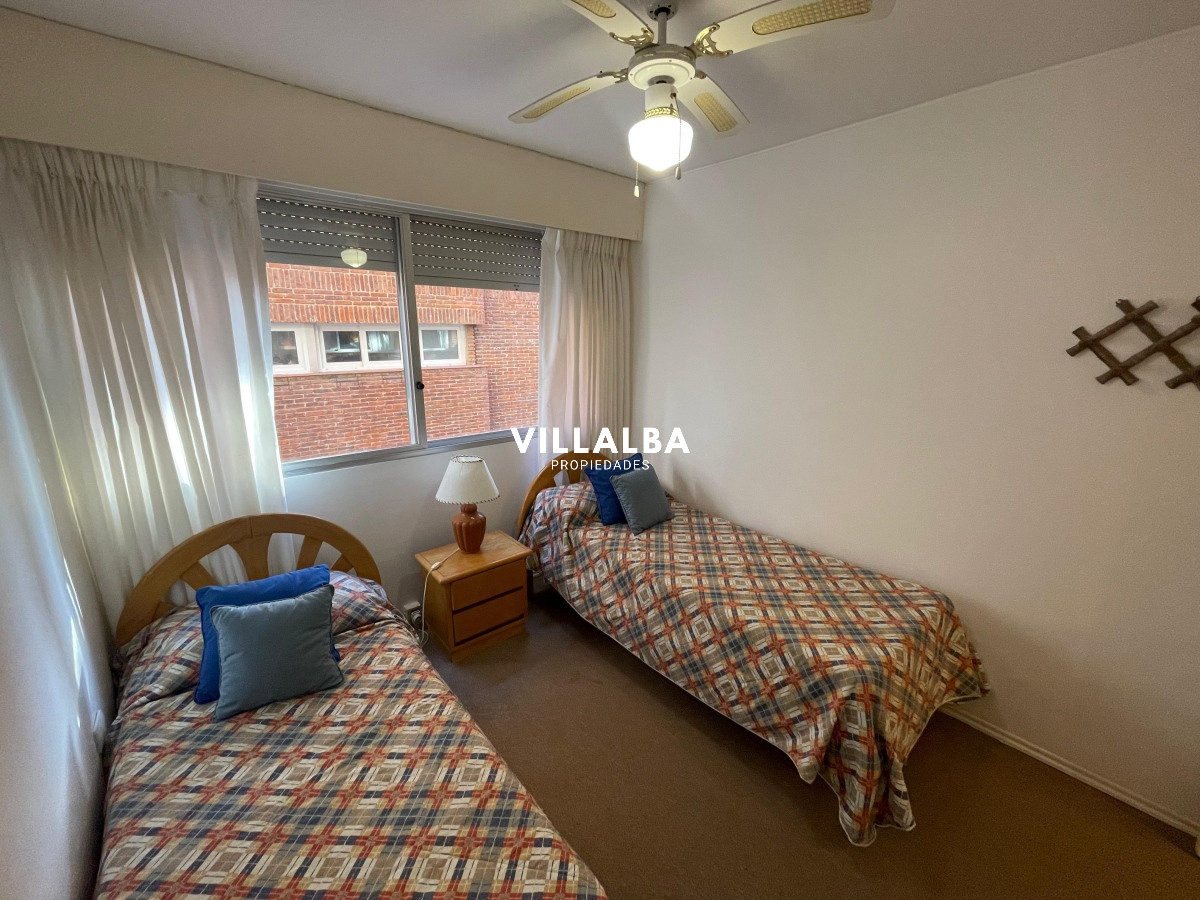 Apartamento ID.2998 - Apartamento en Brava, 2 dormitorios y dependencia