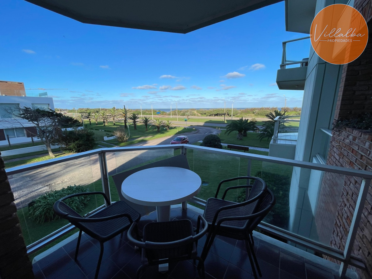 Apartamento ID.2998 - Apartamento en Brava, 2 dormitorios y dependencia