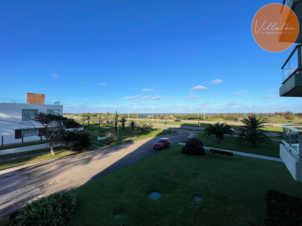 Apartamento ID.2998 - Apartamento en Brava, 2 dormitorios y dependencia