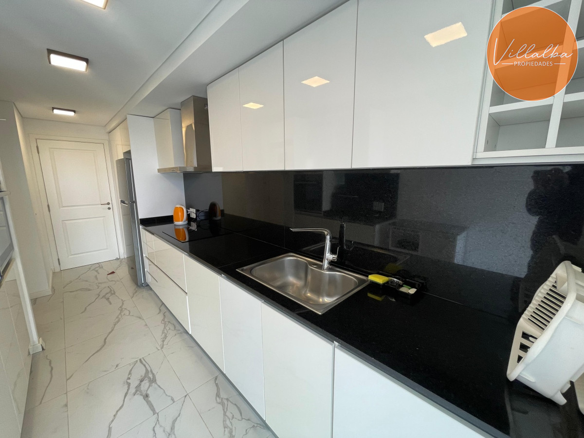 Apartamento ID.3063 - Apartamento 3 dormitorios y dependencia hermosa vista