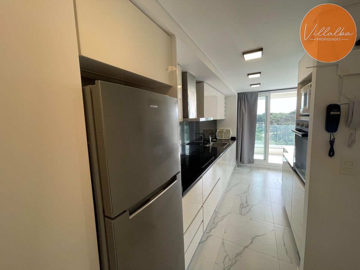 Apartamento ID.3063 - Apartamento 3 dormitorios y dependencia hermosa vista