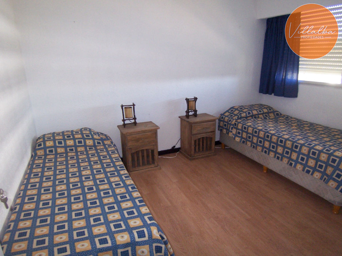 Apartamento ID.3102 - Apartamento en Roosevelt, 2 dormitorios, reciclado! 