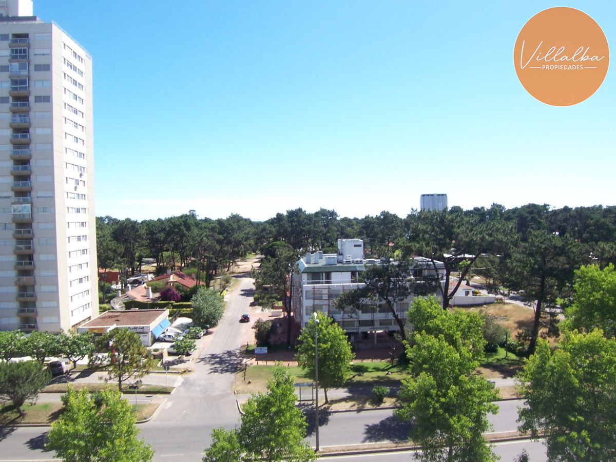 Apartamento ID.3102 - Apartamento en Roosevelt, 2 dormitorios, reciclado! 