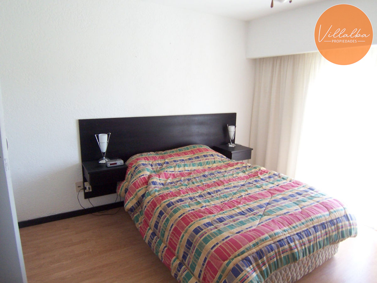 Apartamento ID.3102 - Apartamento en Roosevelt, 2 dormitorios, reciclado! 