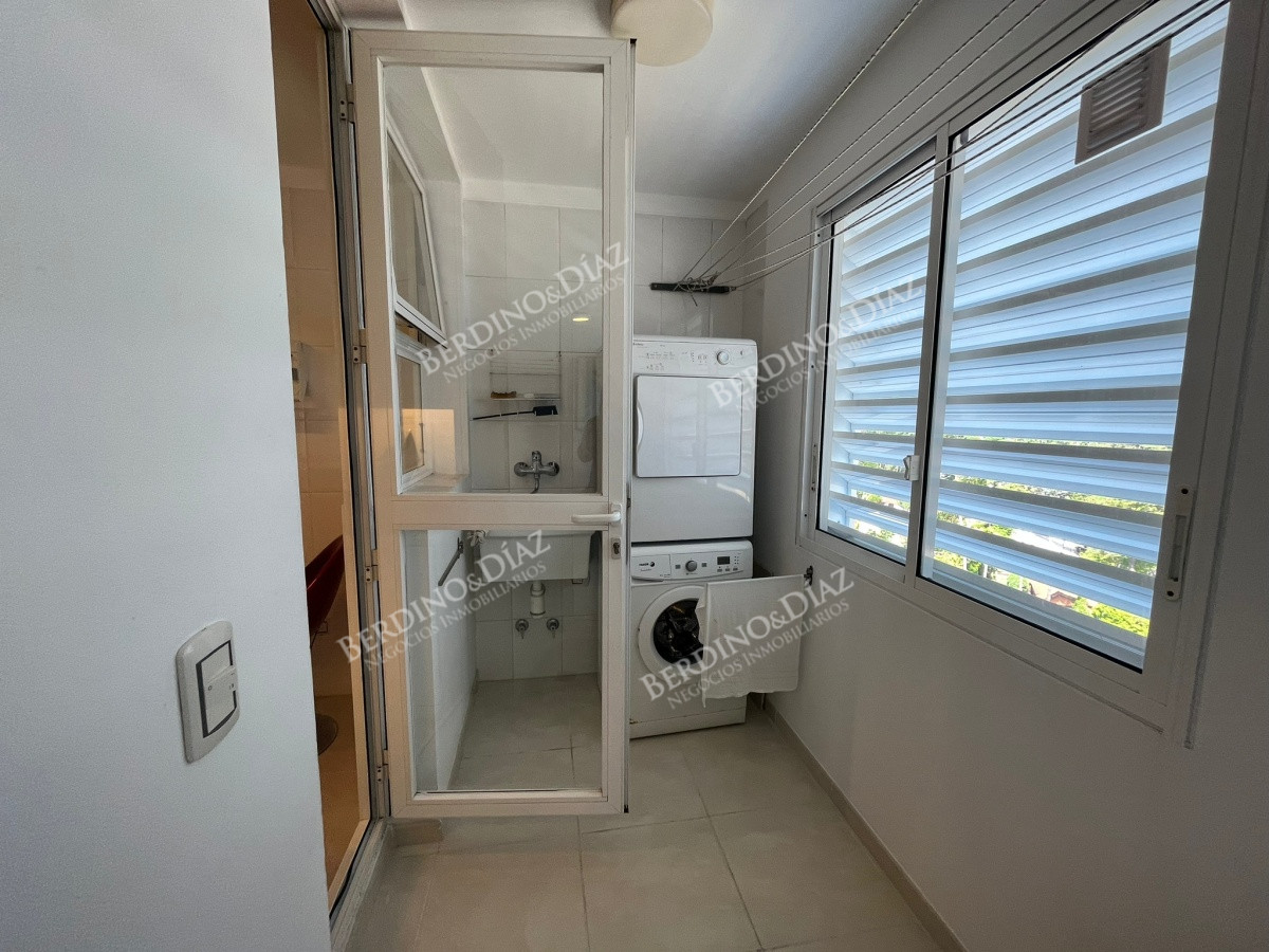 Apartamento ID.2462 - Mansa Apartamento esquinero primera linea de playa y amenities