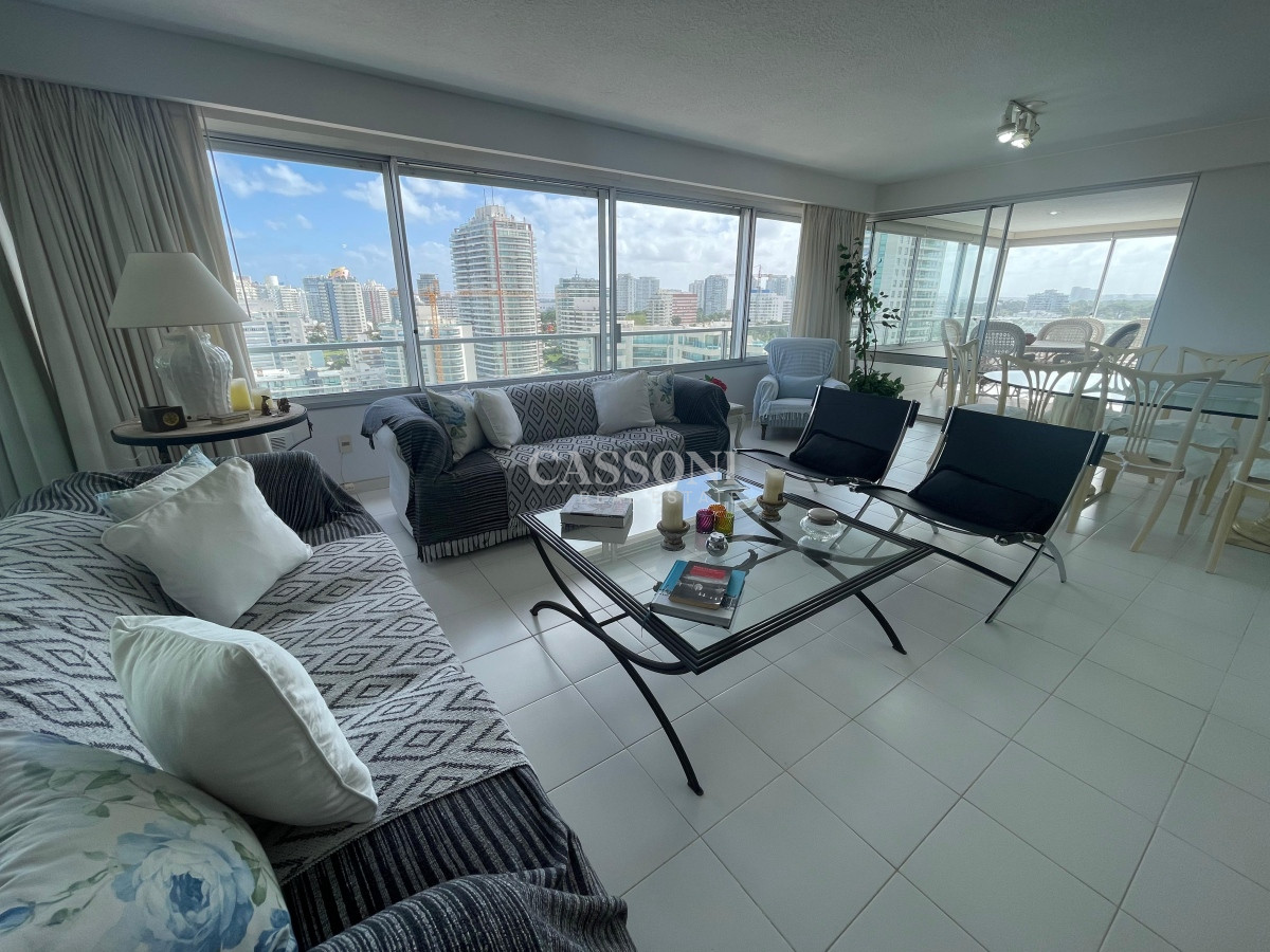 Apartamento ID.2132 - Apartamento de 3 dormitorios en la Brava