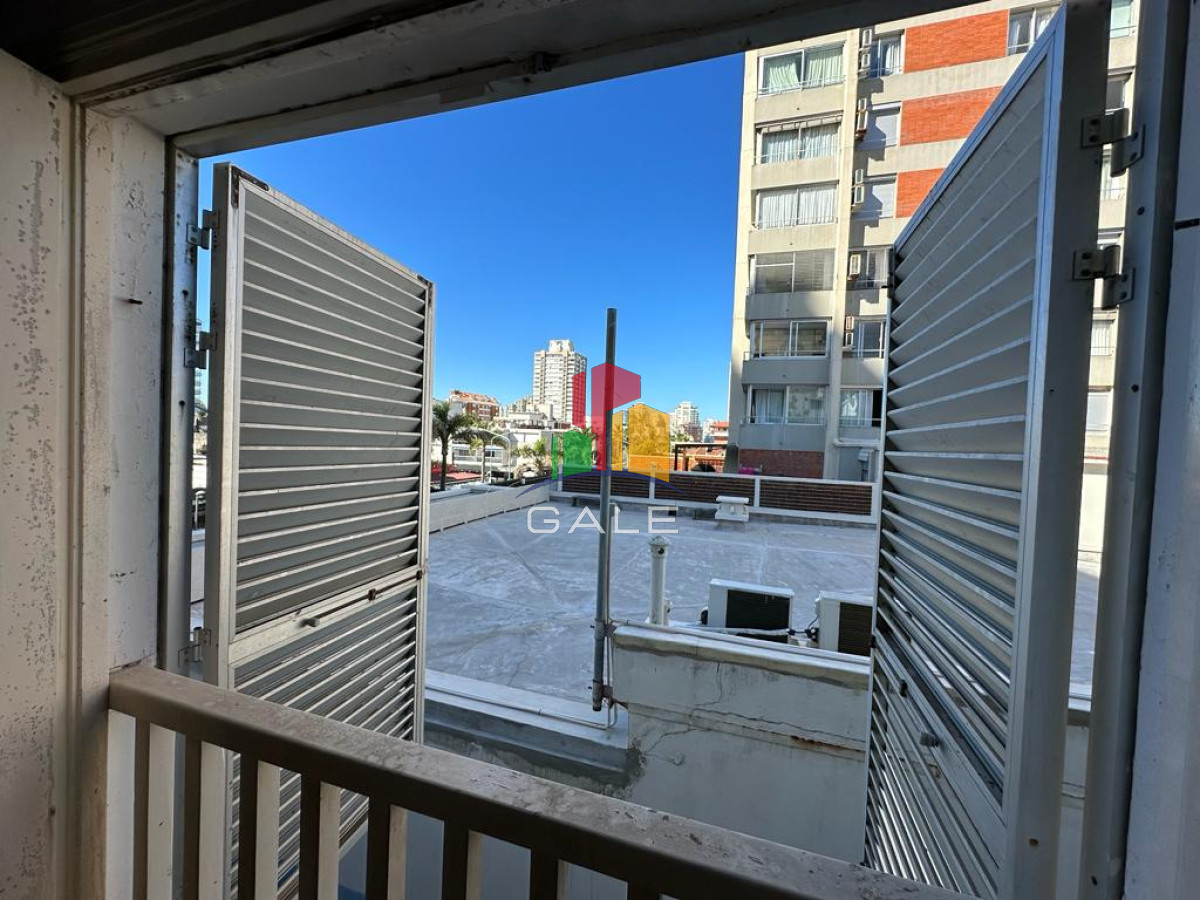 Apartamento ID.2060 - Apartamento 1 dormitorio en Centro de Punta del Este