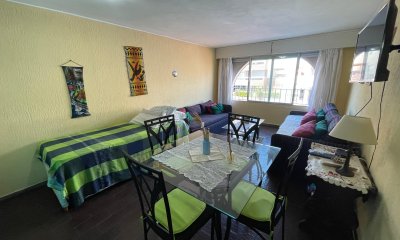 Amplio Monoambiente en Península