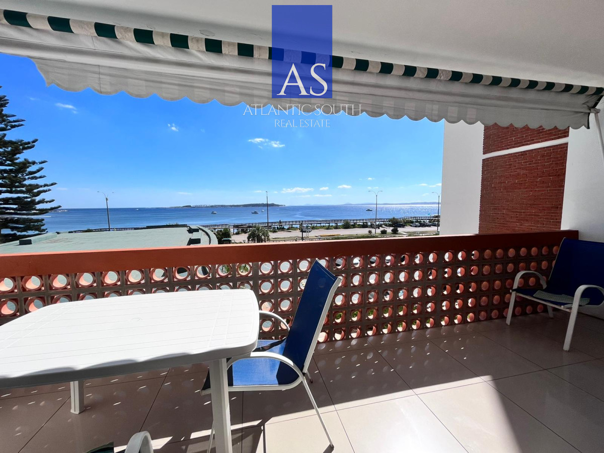 Apartamento ID.1912 - Apartamento frente el mar en edificio icónico