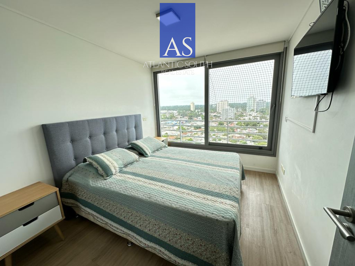 Apartamento ID.3568 - Apartamento mdoerno piso alto 2 suites garage excelentes servicios Playa Mansa Punta del Este
