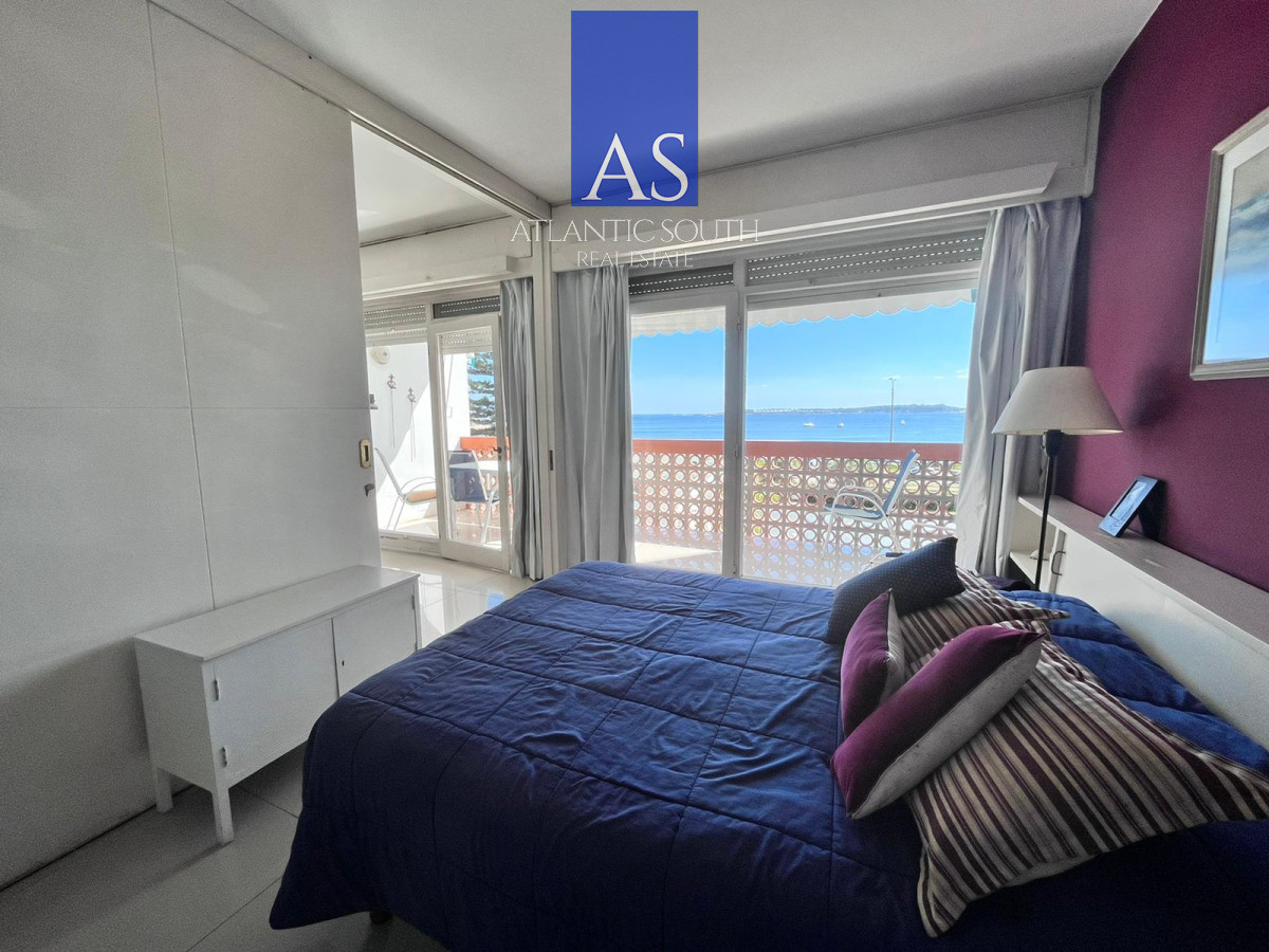 Apartamento ID.1912 - Apartamento frente el mar en edificio icónico