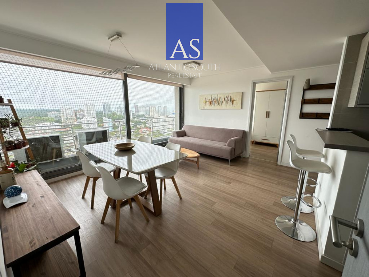 Apartamento ID.3568 - Apartamento mdoerno piso alto 2 suites garage excelentes servicios Playa Mansa Punta del Este