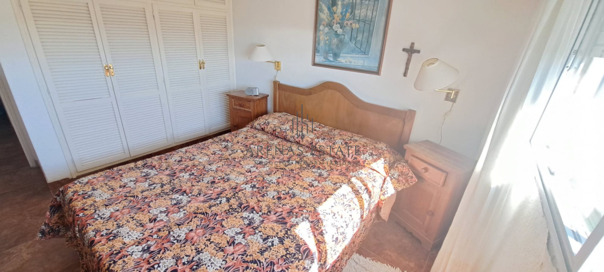 Apartamento ID.2733 - Apartamento en venta de 2 dormitorios en primera linea de playa Mansa 