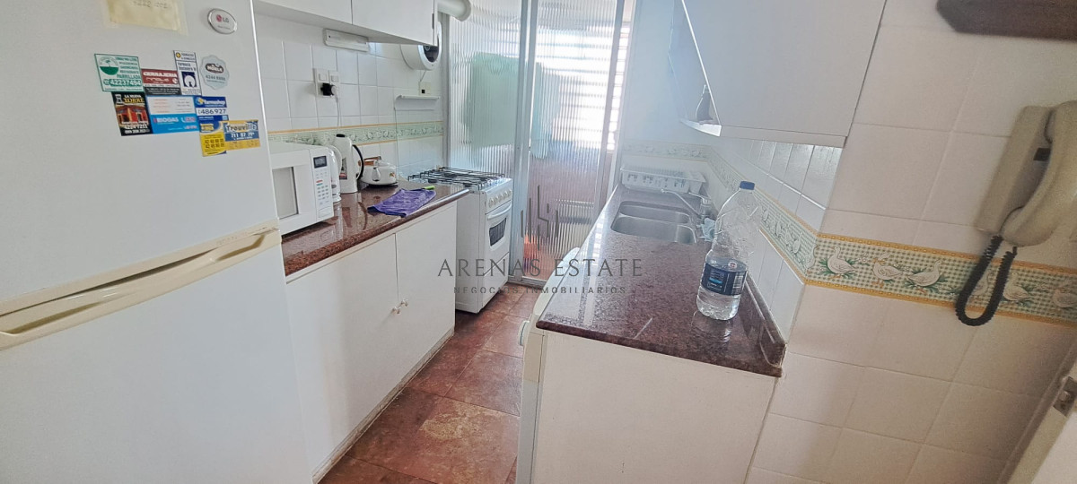 Apartamento ID.2733 - Apartamento en venta de 2 dormitorios en primera linea de playa Mansa 
