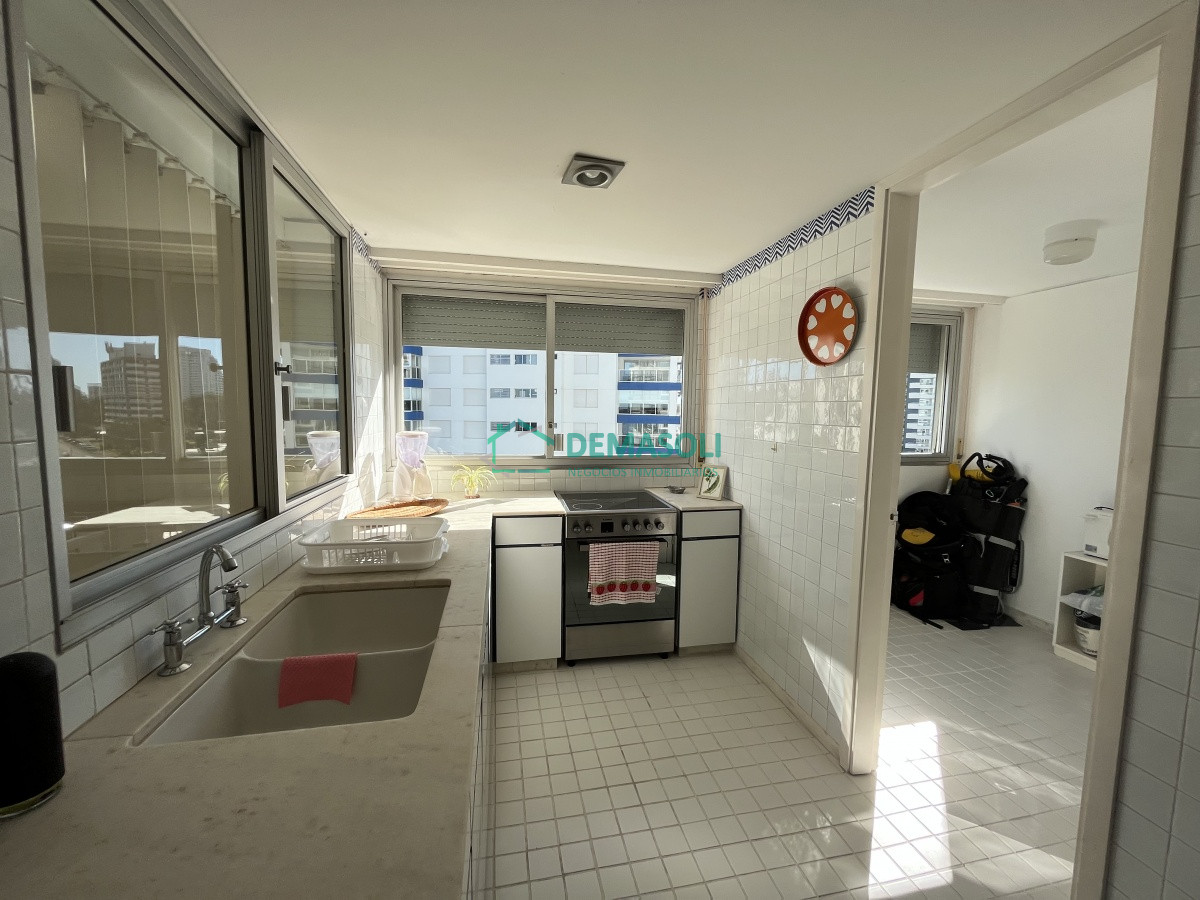 Apartamento ID.483 - espectacular planta en edificio Pez espada 