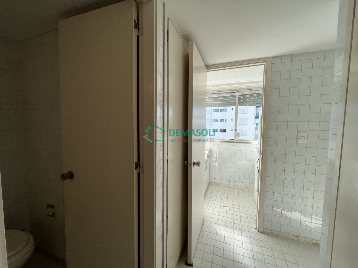 Apartamento ID.483 - espectacular planta en edificio Pez espada 