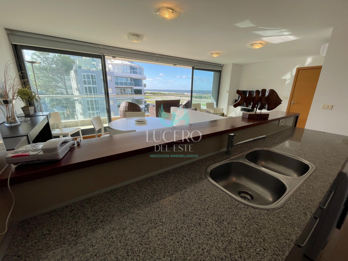 Apartamento ID.778 - apartamento en playa brava con terraza y parrillero