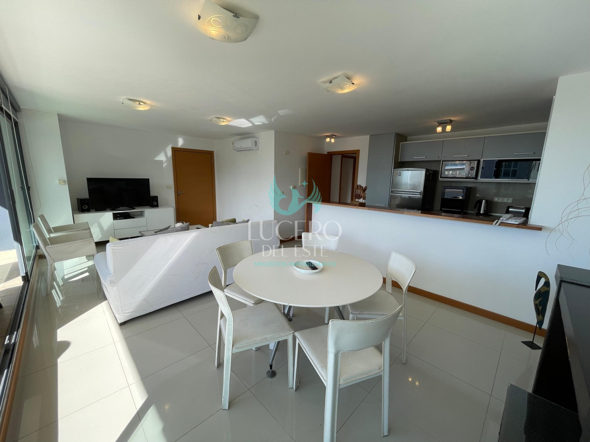 Apartamento ID.778 - apartamento en playa brava con terraza y parrillero