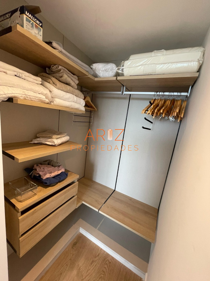 Apartamento ID.1832 - ALQUILER ANUAL Y VENTA Apartamento 1 Dormitorio Primera Línea Brava