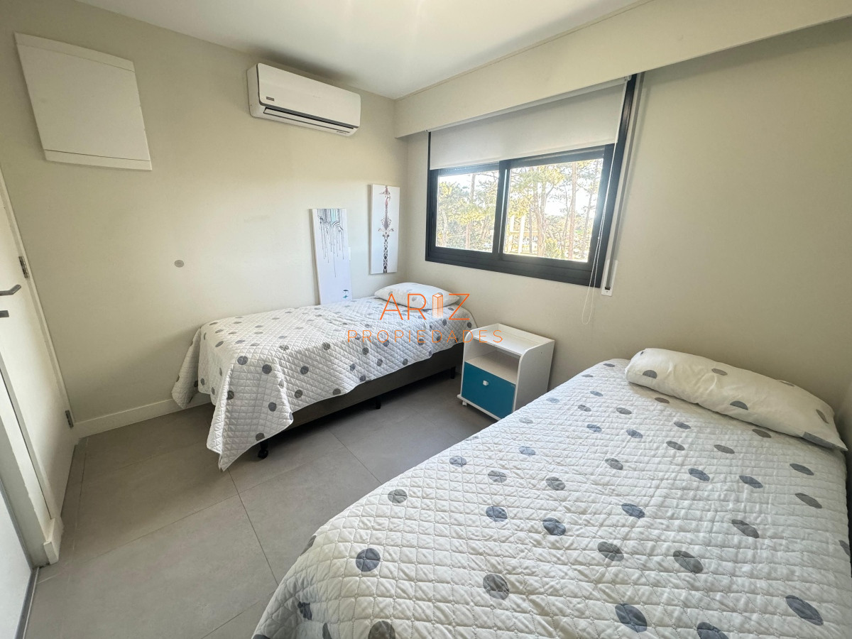 Apartamento ID.1986 - Alquiler anual 2 dormitorios con servicios ROOSEVELT PUNTA DEL ESTE