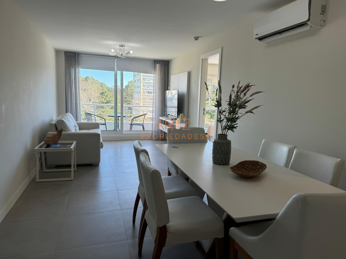 Apartamento ID.1986 - Alquiler anual 2 dormitorios con servicios ROOSEVELT PUNTA DEL ESTE