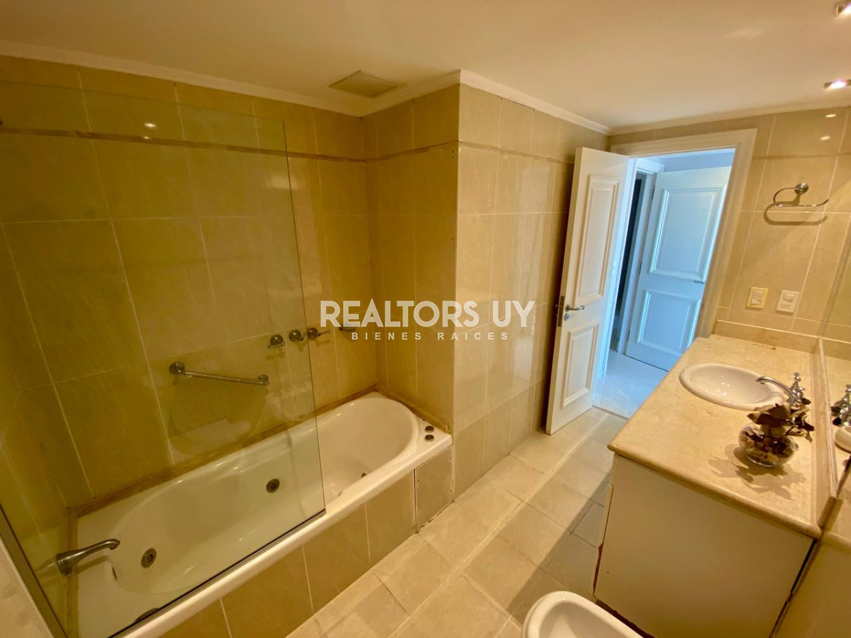 Apartamento ID.38 - Mansa Primera linea
