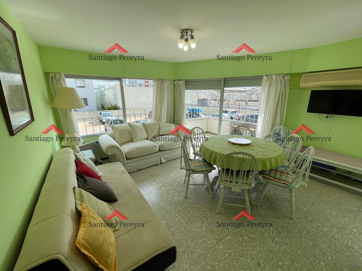 Apartamento ID.15209 - Apartamento 1 dormitorio y medio peninsula