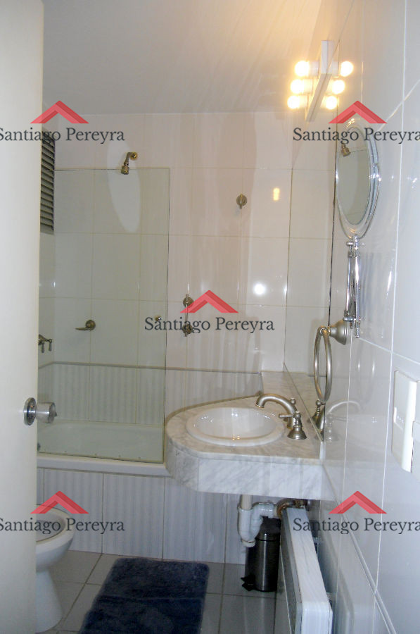 Apartamento ID.14910 - Apartamento en Peninsula, 2 dormitorios 2 baños y garage 
