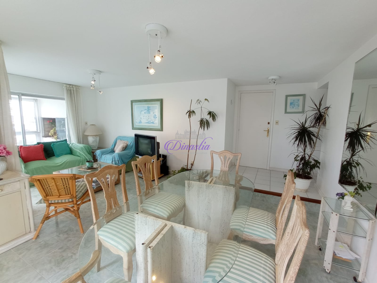 Apartamento ID.332 - Alquiler Apartamento de 3 dormitorios en La Pastora, Punta del Este
