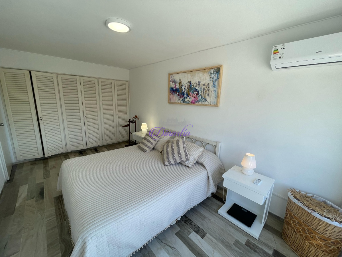 Apartamento ID.356 - Alquiler temporario Apartamento 3 dormitorios en Playa Brava, Punta del Este.