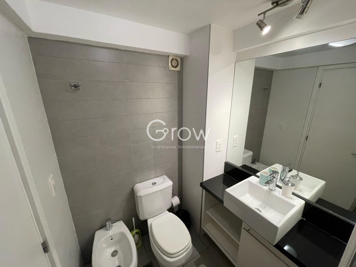 Apartamento ID.1087 - Piso medio con vistas en el corazon de la peninsula!