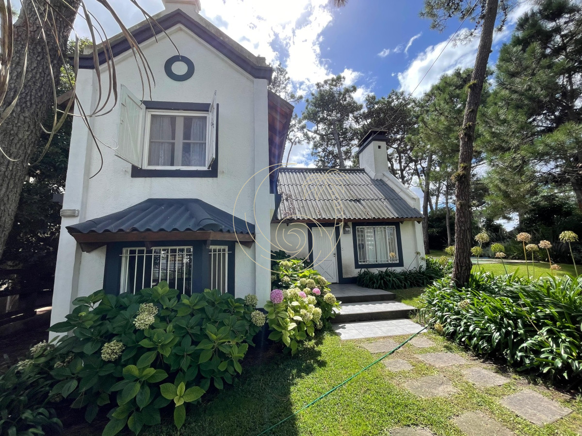 Casa ID.21092588 - Casa en Brava, 3 dormitorios *