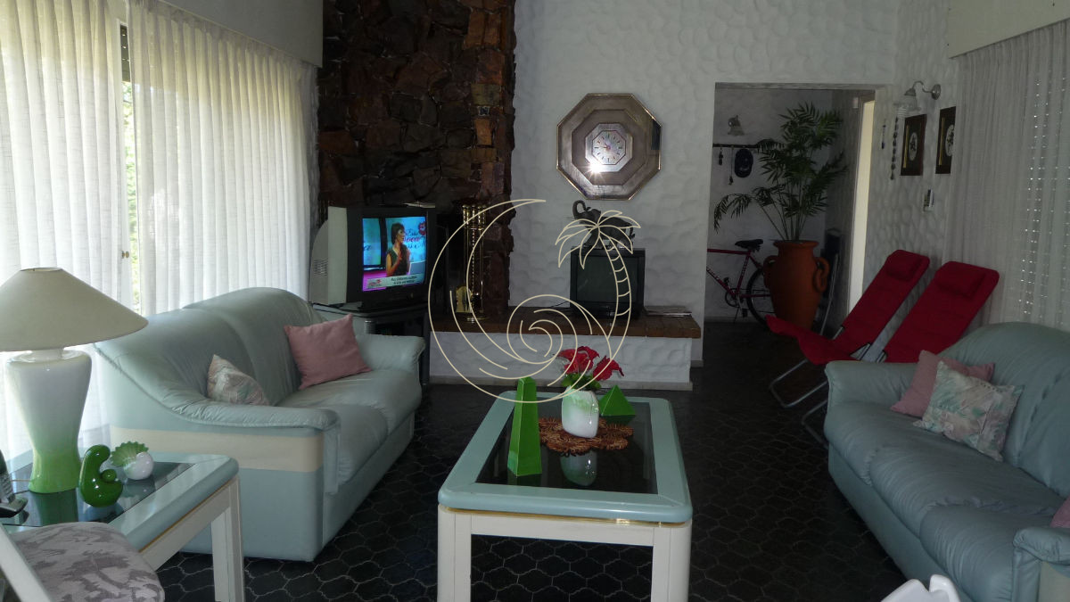 Casa ID.21092589 - Casa en Mansa, 4 dormitorios 