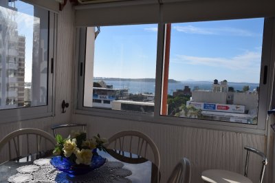 apartamento 1 dormitorio Alquiler anual en Península, con vista al mar 