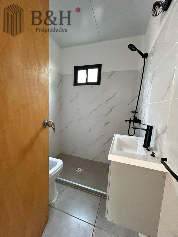 Casa ID.4566 - Venta o Alquiler temporal Casa en La Barra 2 Dormitorios