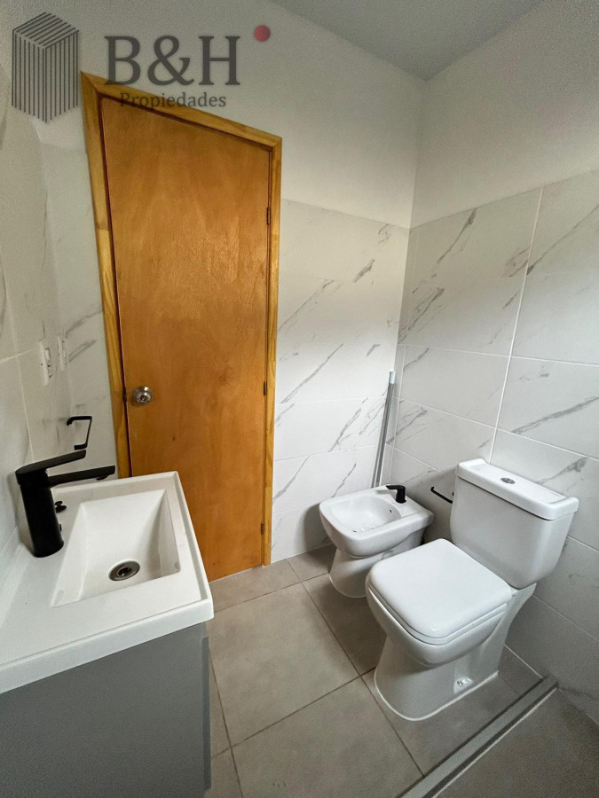 Casa ID.4566 - Venta o Alquiler temporal Casa en La Barra 2 Dormitorios