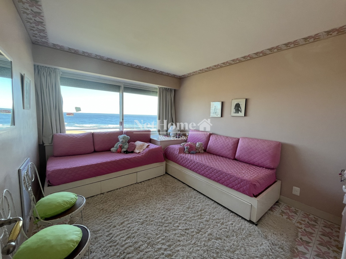 Apartamento ID.193 - Playa Brava Apartamento 4 dormitorios Vista al Océano 