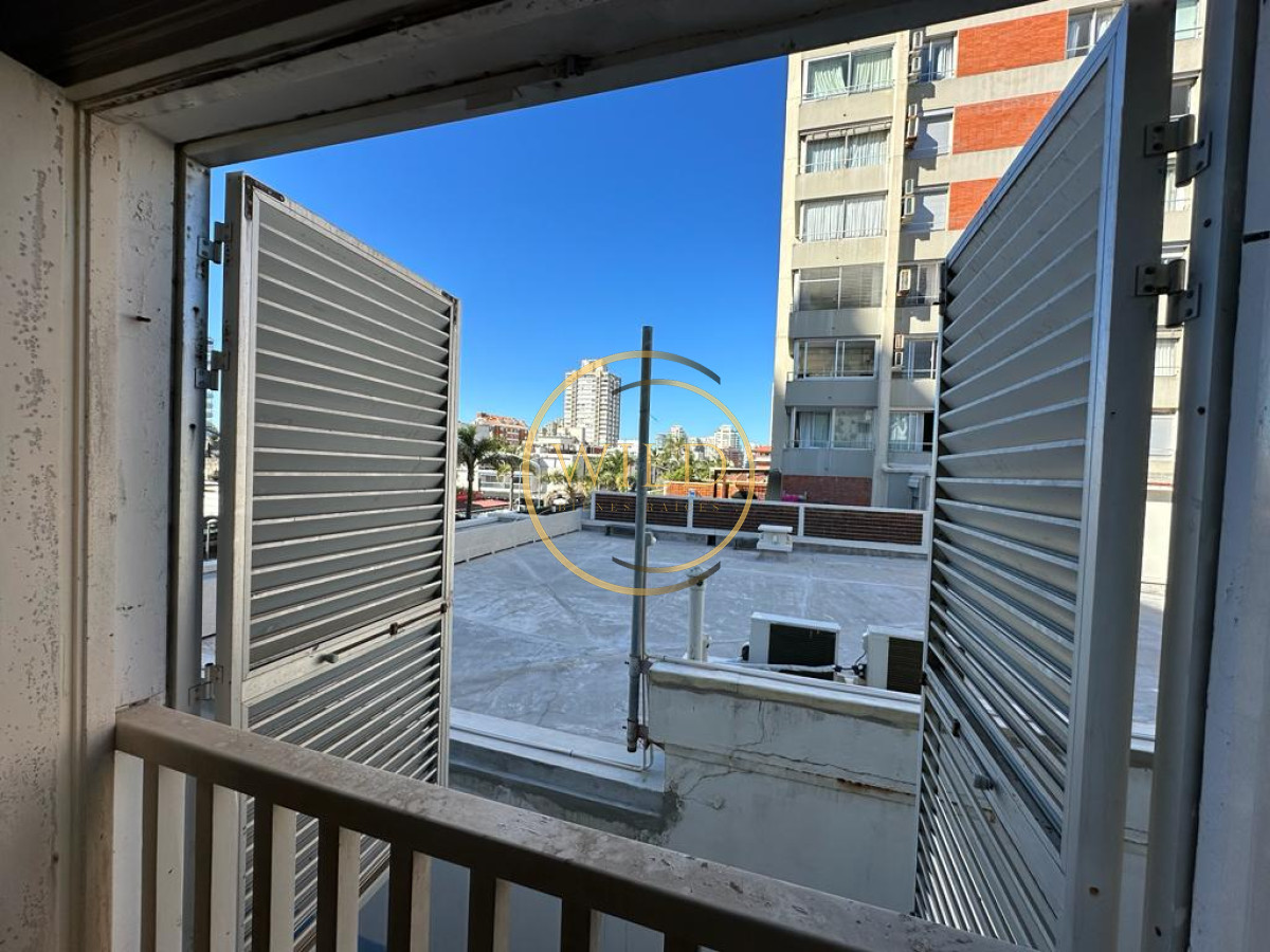 Apartamento ID.2193 - Apartamento 1 dormitorio en Centro de Punta del Este