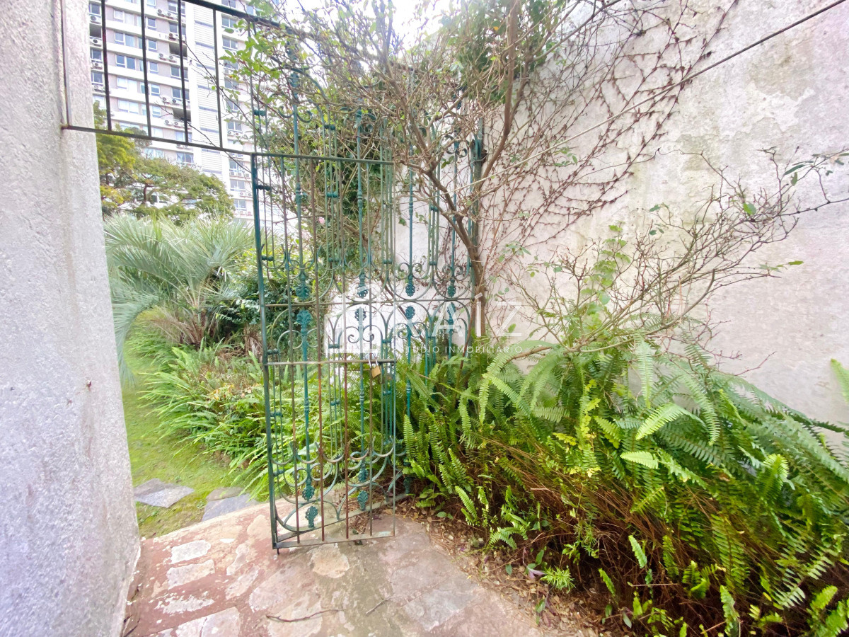 Casa ID.11231 - VENTA CASA 4 DORMITORIOS PLAYA MANSA