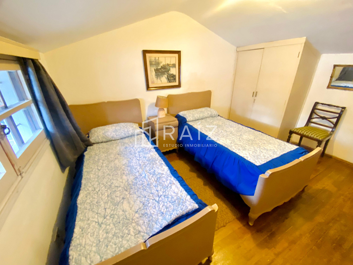 Casa ID.11231 - VENTA CASA 4 DORMITORIOS PLAYA MANSA