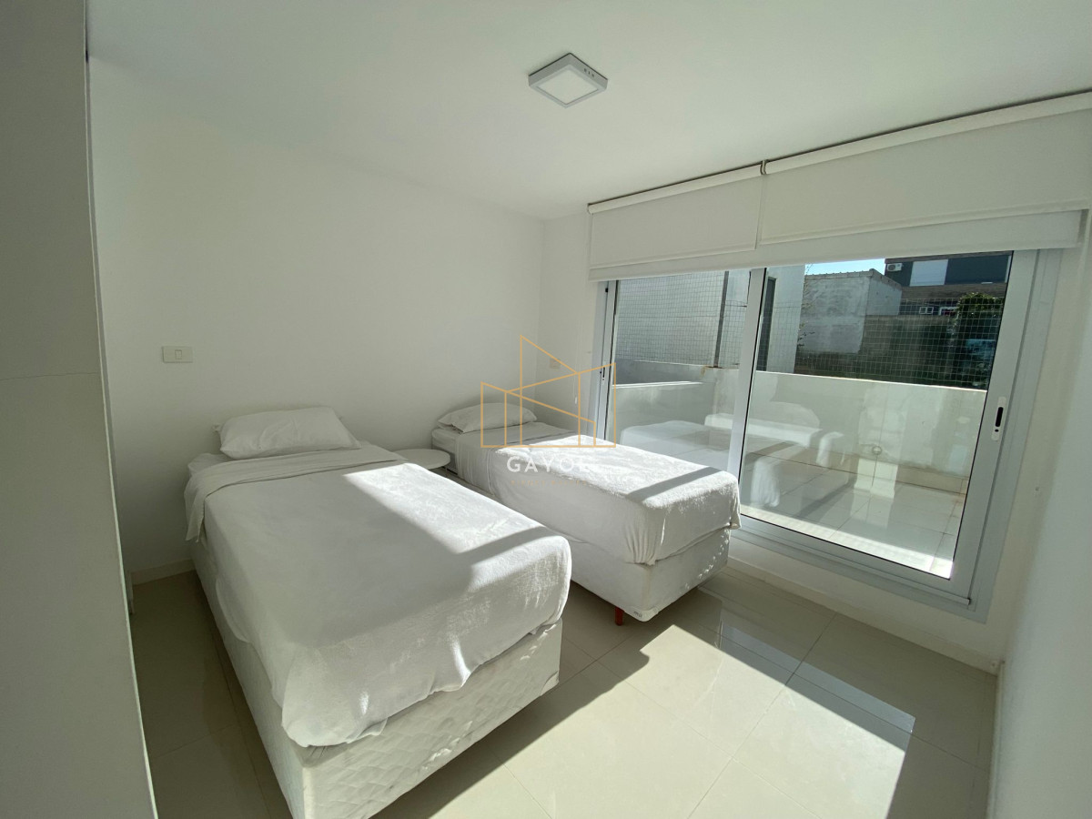 Apartamento ID.225 - Apartamento de 3 dormitorios primera linea de la mansa