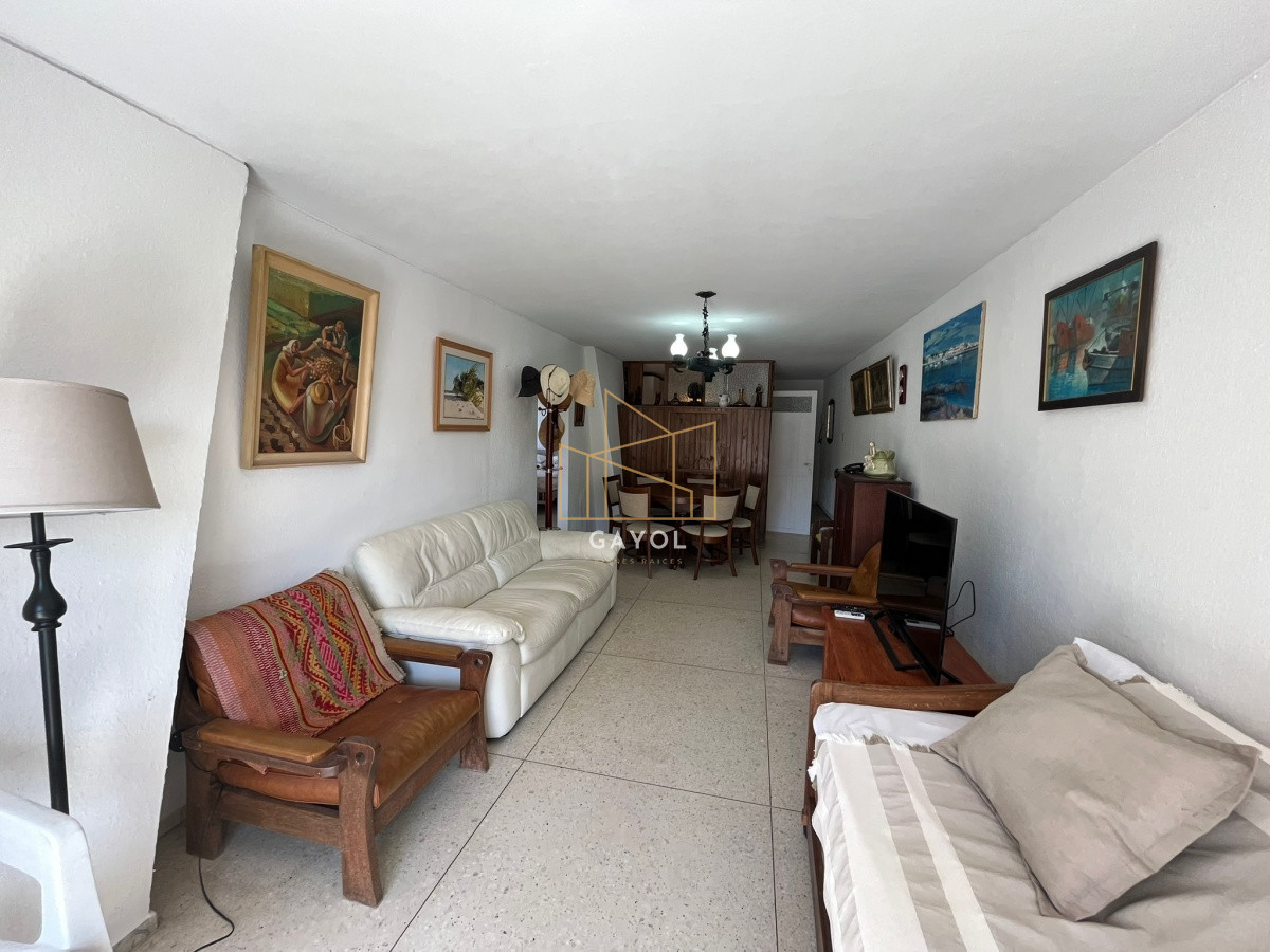 Apartamento ID.296 - Oportunidad 2 dormitorios sobre gorlero 