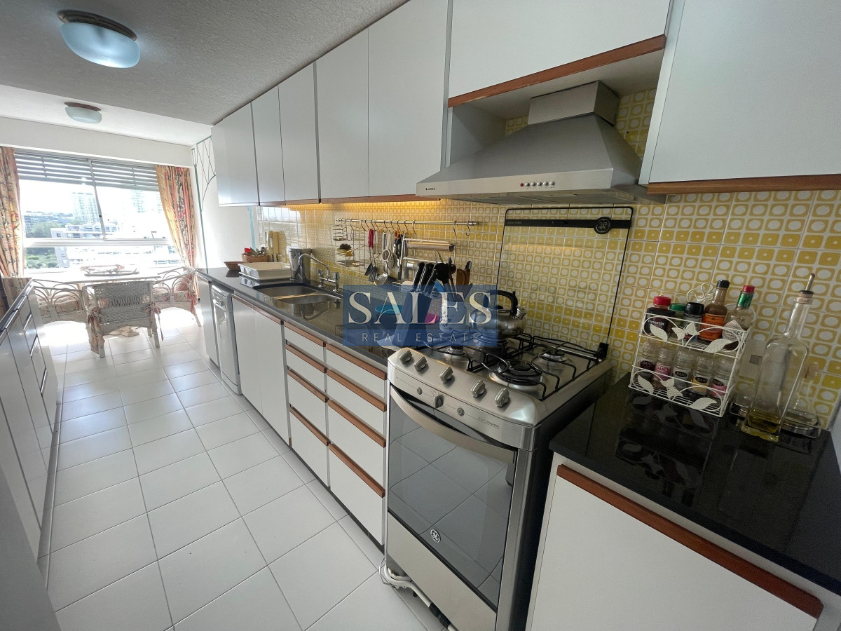 Apartamento ID.233 - Apartamento en venta y alquiler anual Punta del Este
