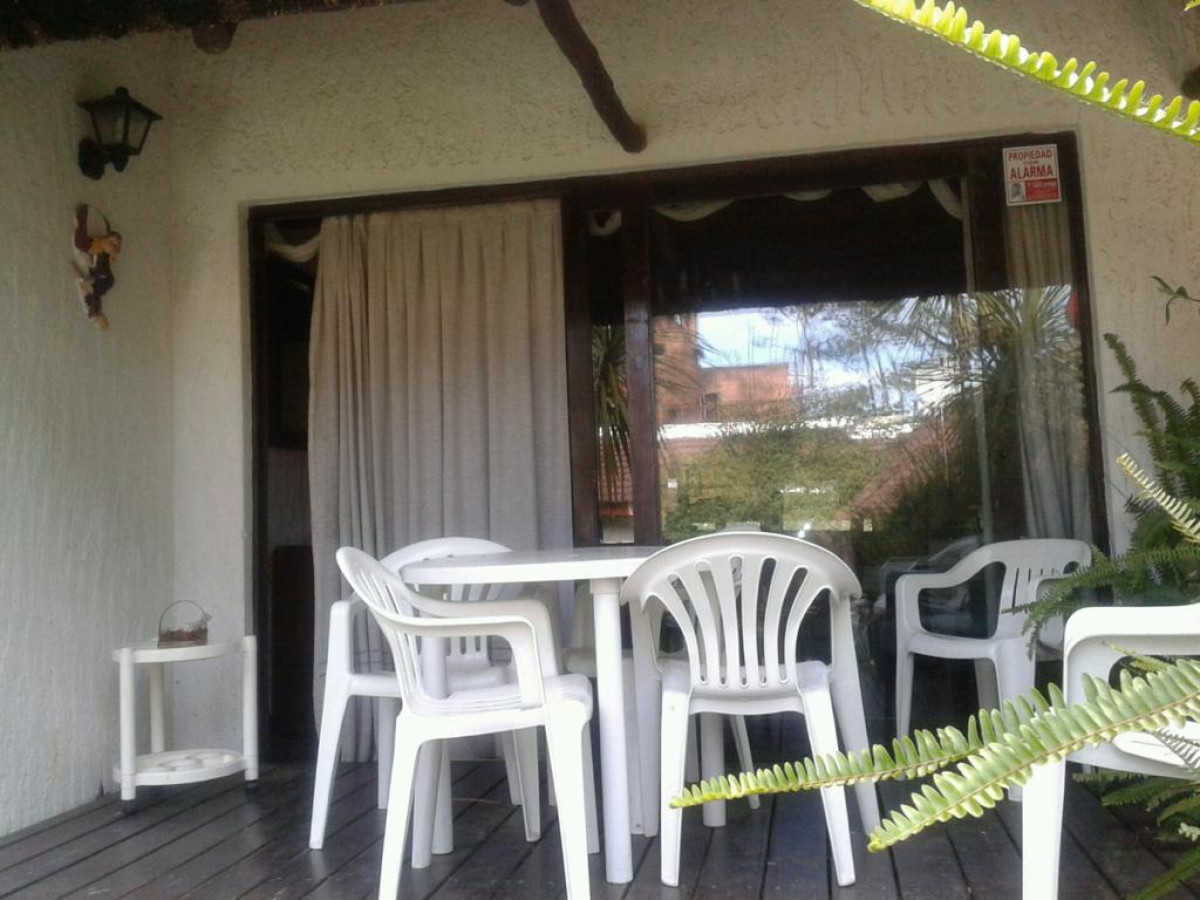 Casa ID.302 - Casa a la Venta 3 Dormitorios Mansa, Punta el Este